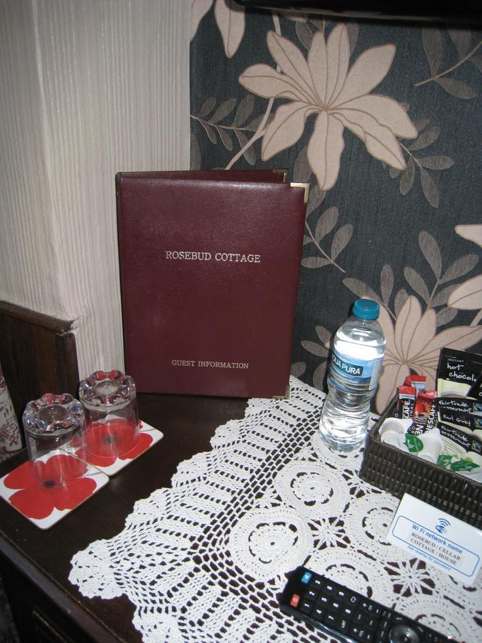 Rosebud Cottage Guest House Хоэрт Экстерьер фото