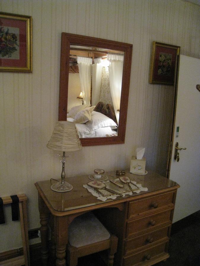 Rosebud Cottage Guest House Хоэрт Экстерьер фото
